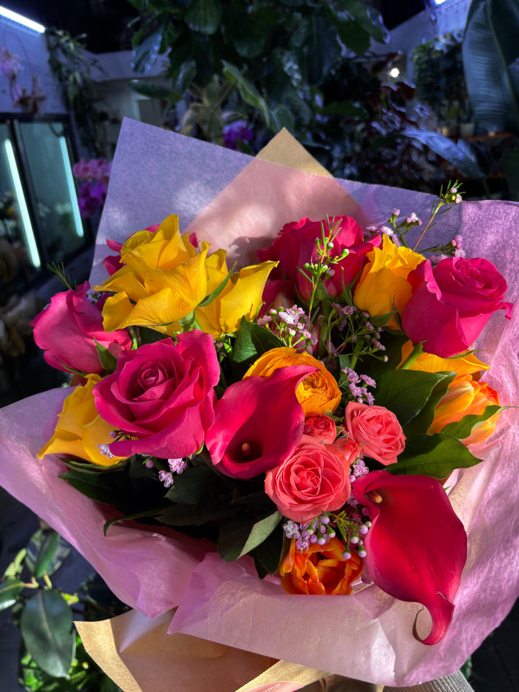 Designer's Choice Bouquet (No Vase)