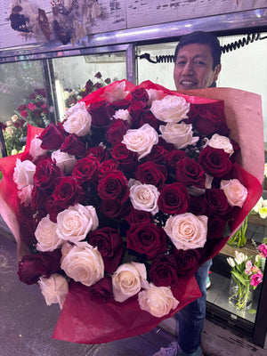 Dozen Roses Bouquet