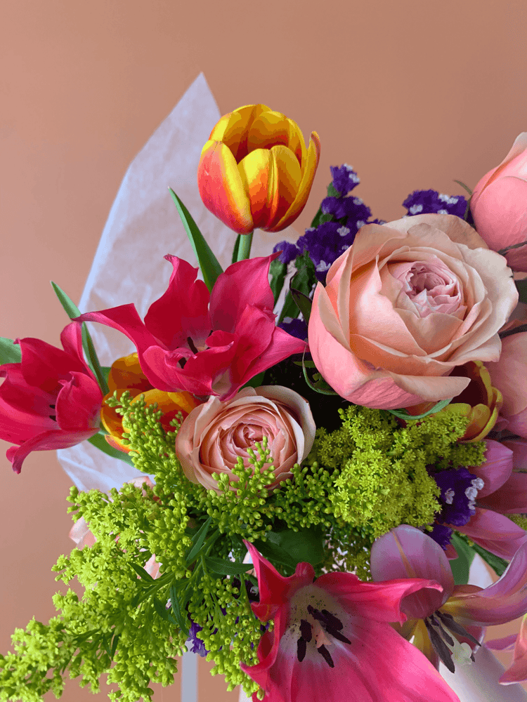 Designer's Choice Bouquet (No Vase)